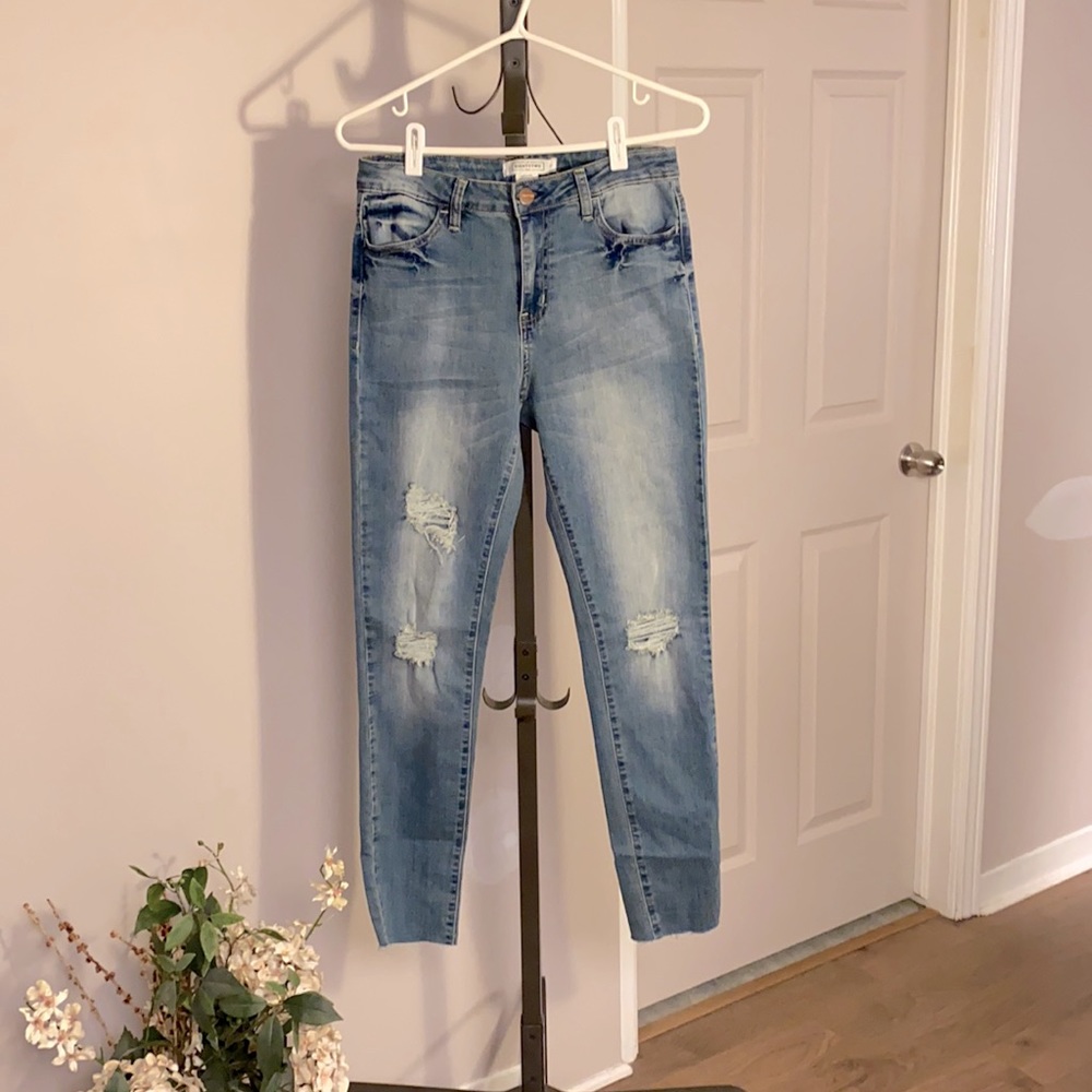 Stretchy mid waist jeans